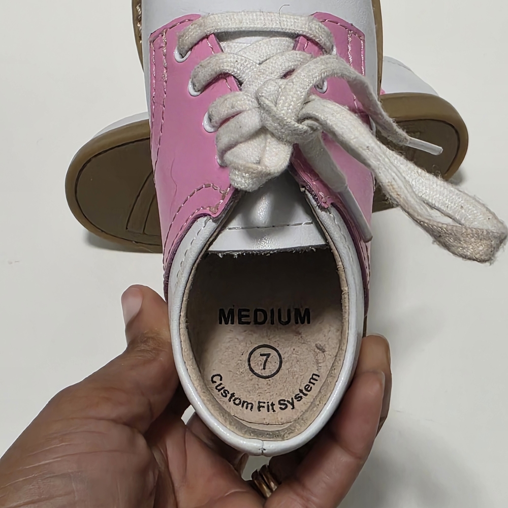 Footmates Kids Pink and White Walking Shoes Sz. 7 - Picture 5 of 6
